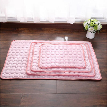 Self-Cooling Ice Silk Pet Pad